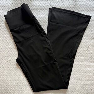 Black High-Waist Flare Leggings